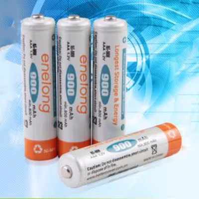 Enelong Baterai Isi Ulang AAA Recharge Battery Ni-MH 1.2V 900mAh 4 PCS - HR4 - White