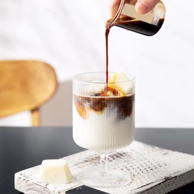 Dozzlor Gelas Kaca Aesthetic Pudding Vertical Stripe Glass 240ml - KT010 - Transparent — gambar 2