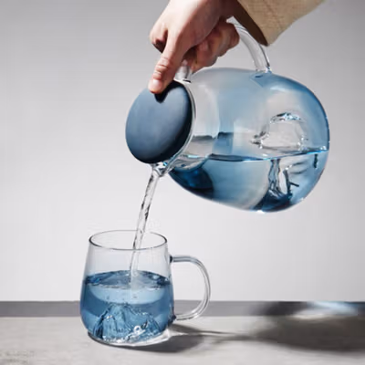 LENG SHUI HU Teko Pitcher Teh Jus Borosilicate Glass 1.8L with 2 Cup - YS-6338 - Transparent — gambar 2