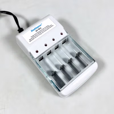 Doublepow Charger Baterai Rechargeable 4 Slot AA AAA with AA 4 PCS - DP-B02 - White — gambar 2