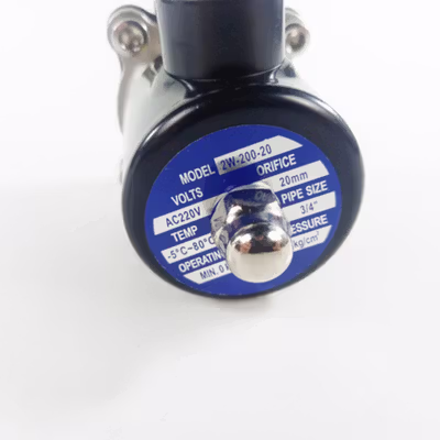 Geerte Electric Solenoid Water Valve 220V 3/4 Inch Normally Closed - 2W-200-20 - Silver — gambar 2