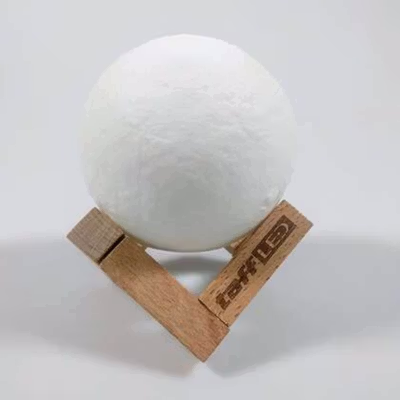 TaffLED Lampu Tidur Bulan 3D LED Rechargeable 3 Warna 8cm 1W - LD002701 - White — gambar 2