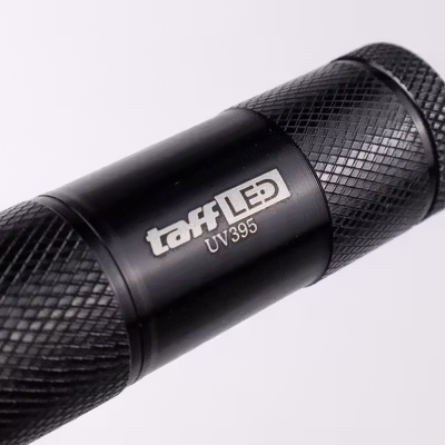 TaffLED Senter UV Ultraviolet Mini Flashlight 400nm 9 LED - UV-395 - Black — gambar 3