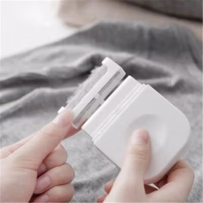 Fuzz Trimmer Portable Lint Remover Penghilang Bulu Serat Kain - CR-A016 - Black — gambar 3