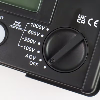 UNI-T Digital Insulation Resistance Voltage Tester 100-1000 V - UT501A - Black — gambar 3
