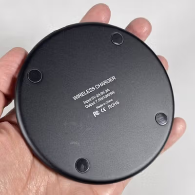 Centechia Universal Wireless Charger Fast Charging Station Base 2A 10W - K8 - Black — gambar 3