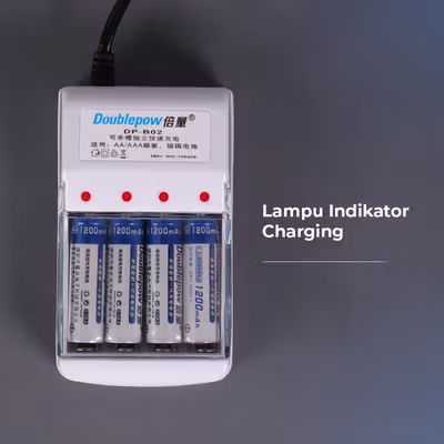 Doublepow Charger Baterai 4 Slot AA AAA Ni-MH Ni-CD with LED - DP-B02 - White — gambar 3
