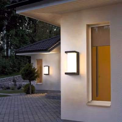 GAVT Lampu Dinding Plastic Body Minimalist 20 W Warm White 3000K H1 - Black — gambar 3