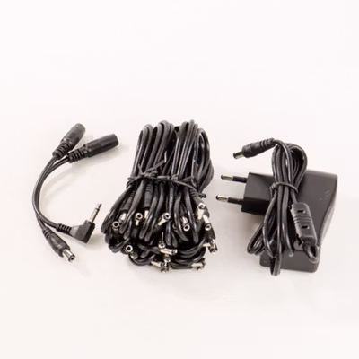 Caline Power Supply 10 Isolated Output EU Adaptor Pedal Effect Gitar - CP-05 - Black — gambar 4
