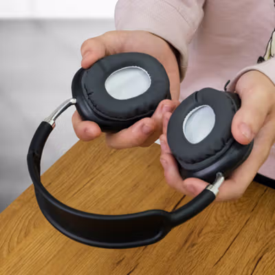 Headphone Bluetooth Gaming TWSTF Card 200mAh - P9 - Black — gambar 4