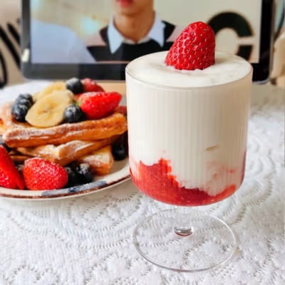 Dozzlor Gelas Kaca Aesthetic Pudding Vertical Stripe Glass 240ml - KT010 - Transparent — gambar 4
