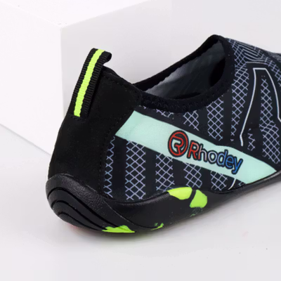 Rhodey STOUREG Sepatu Pantai Olahraga Air Water Sports Barefoot Shoes 41 - 6688 - Gray — gambar 4