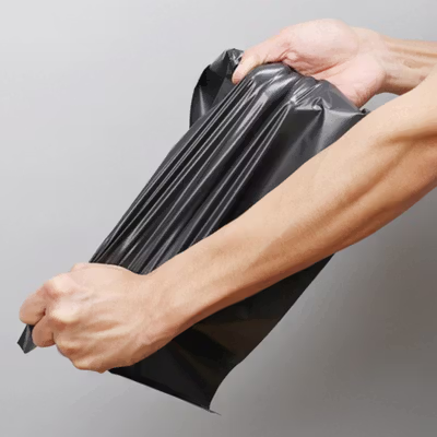 TaffPACK Kantong Amplop Plastik Packing Polybag Recycle 100 PCS 17x30cm - Black — gambar 4