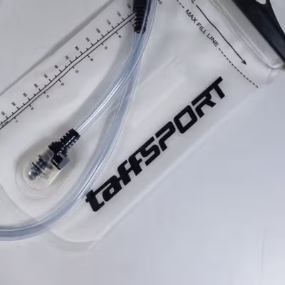 TaffSPORT Water Bladder Hydration Bag Kantong Air Minum Sepeda 1.5L - TF15 - Black/Transparant — gambar 4