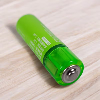Doublepow Baterai Isi Ulang AA Li-Ion Button Top 1400mWh 1.5V 1 PCS - Green — gambar 4