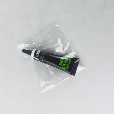 DEEM Gel Anti Slip Sepeda Carbon Fiber Metal Handlebar Seatpost 10g - D10 - Black — gambar 5